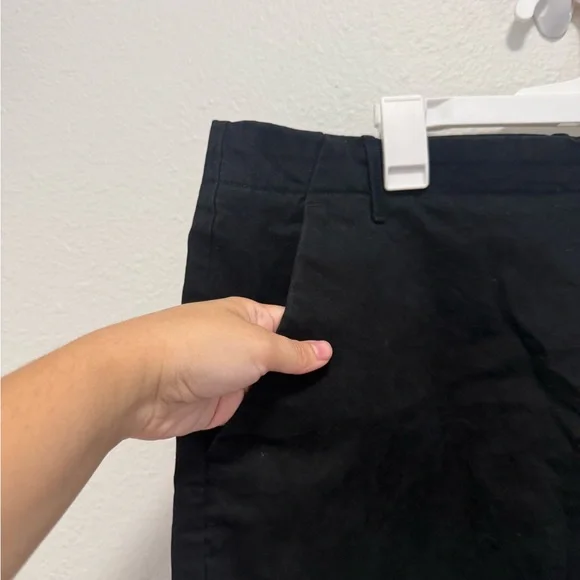Banana Republic Black Chino Plus Size High Waisted Shorts Size 16 - Picture 4 of 4